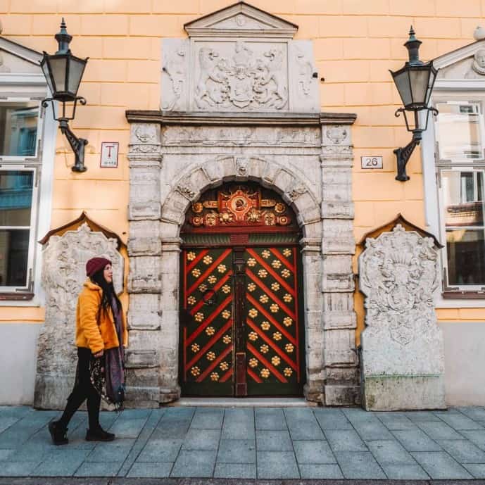 2 Günde Tallinn: Masalsı Şehrin Kalbinden Gizli Sokaklara Türk Gezgin Rehberi 2 Günde Tallinn: Masalsı Şehrin Kalbinden Gizli Sokaklara Türk Gezgin Rehberi